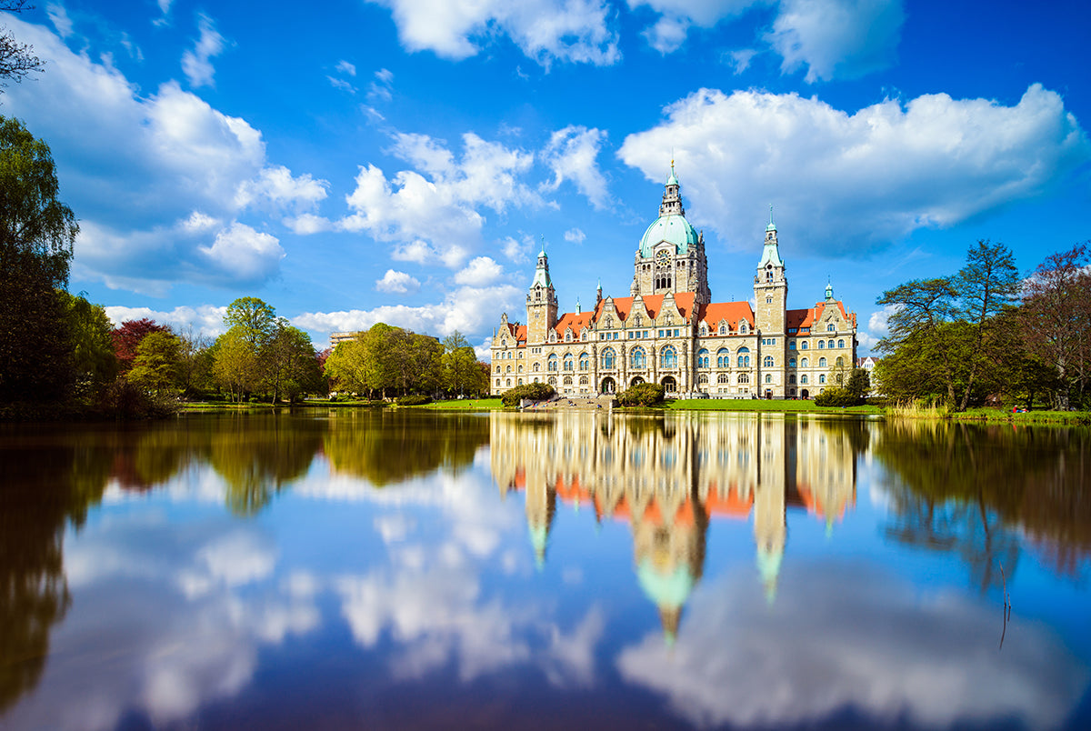 a-place-for-all-your-needs-to-shop-hannover-rathaus-maschteich-fashion_0.jpg