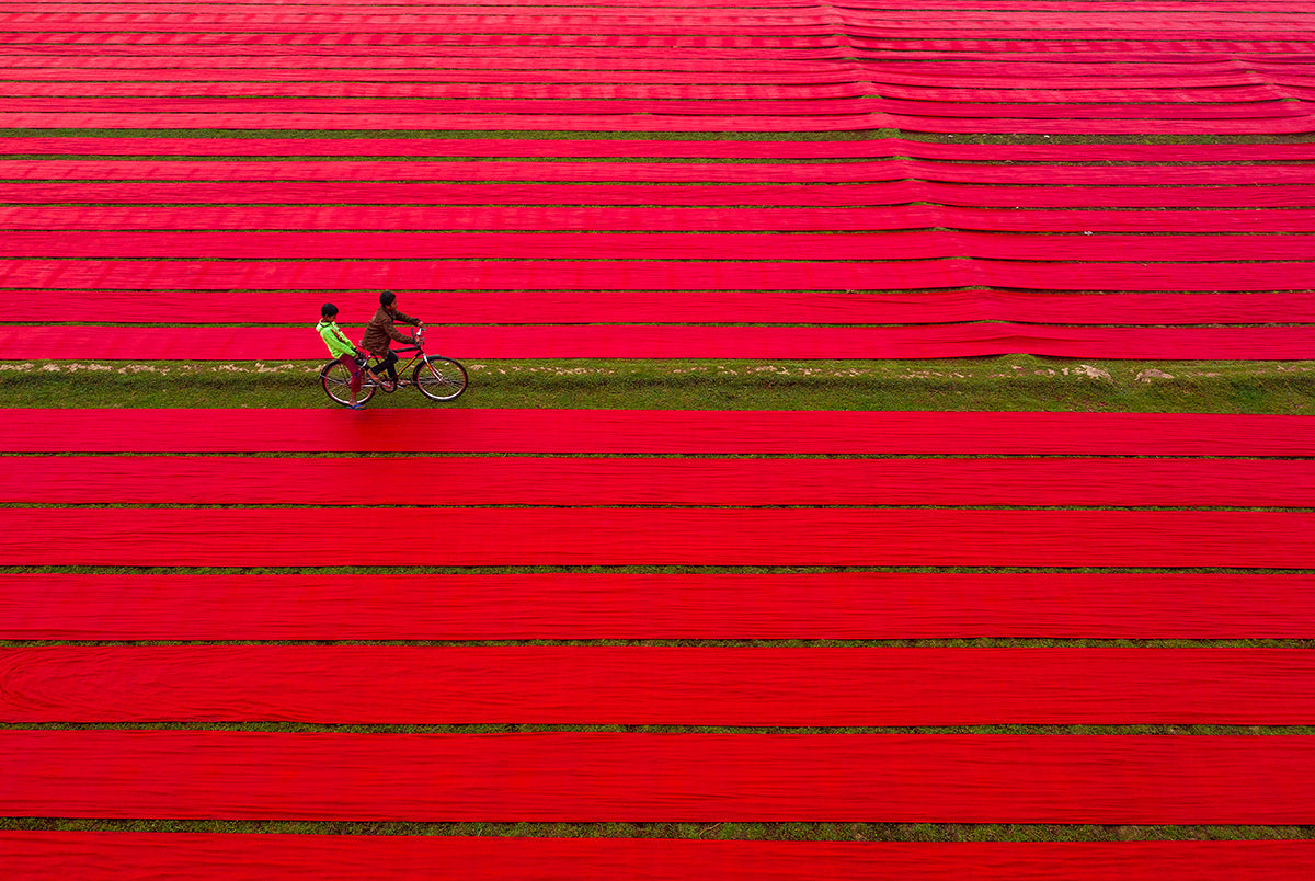 get-the-official-bicycle-on-red-cloths-on-sale_0.jpg